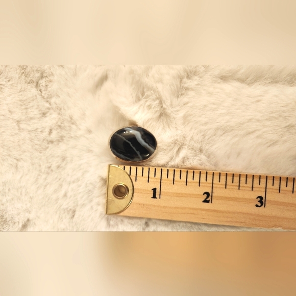 Crystal Stone And Silver Ring - Picture 7 of 9